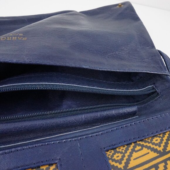 Leather Pineapple Conure Wristlet / Crossbody Wallet - Picture 11 of 12